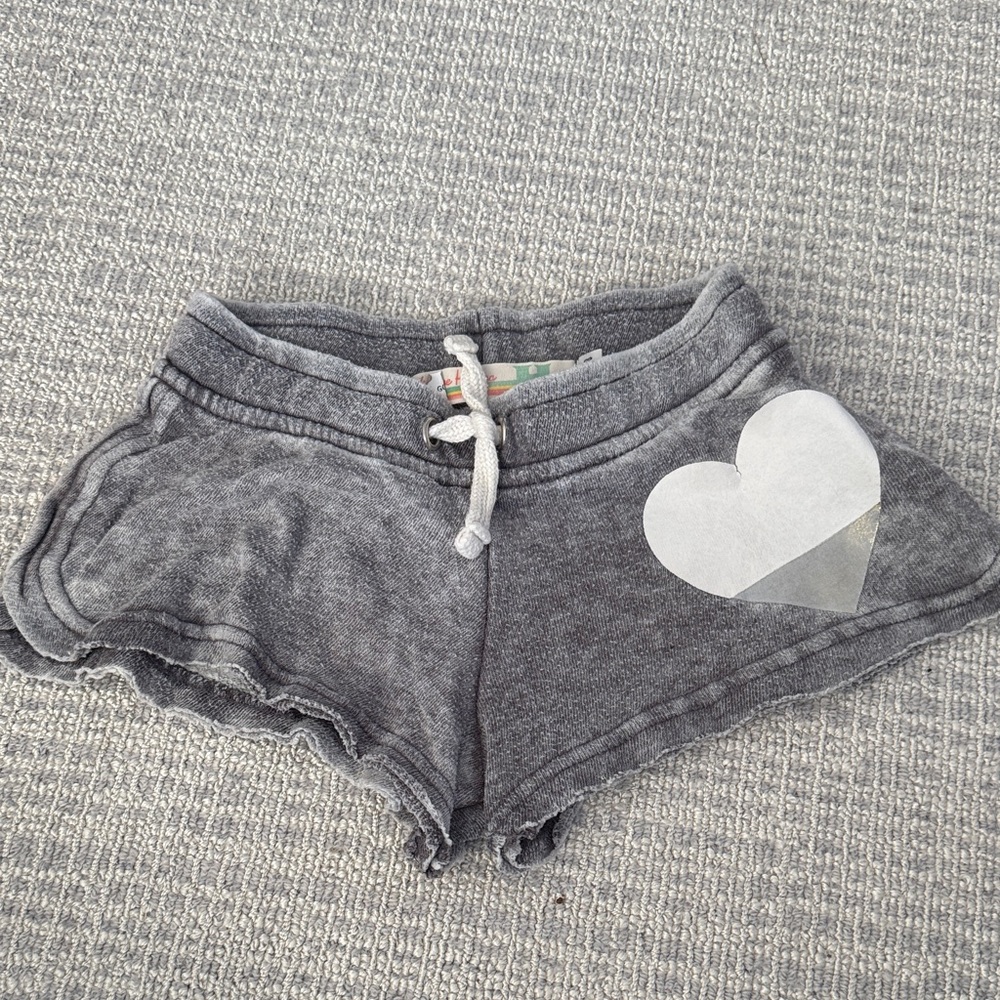 Vintage Havana Gray Kids Shorts with Heart